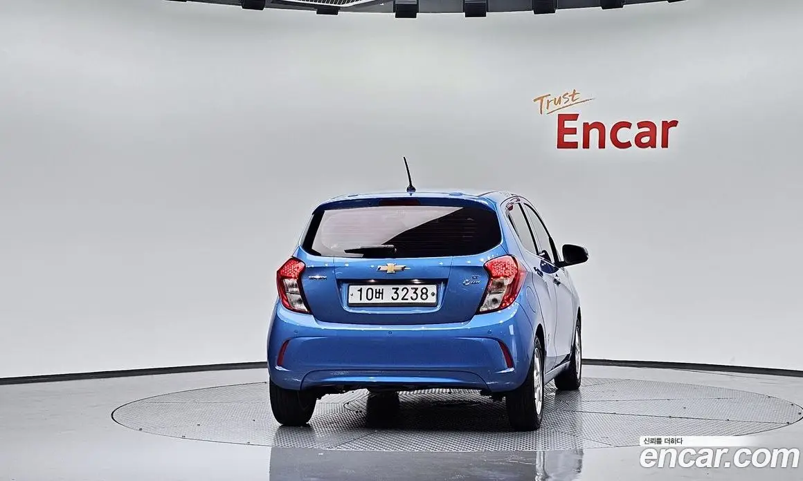 Chevrolet Spark 2017 1.0 автомат (гидро), фото 3