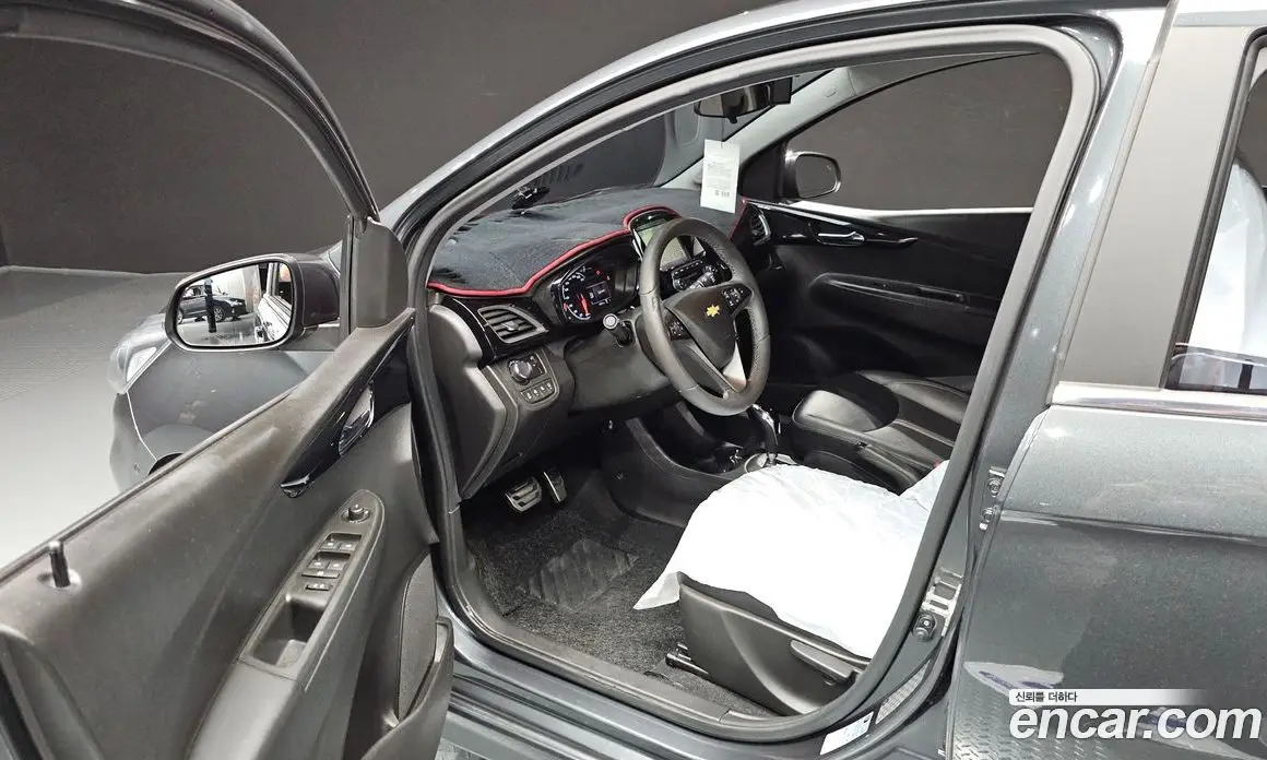 Chevrolet Spark 2019 1.0 автомат (гидро), фото 13