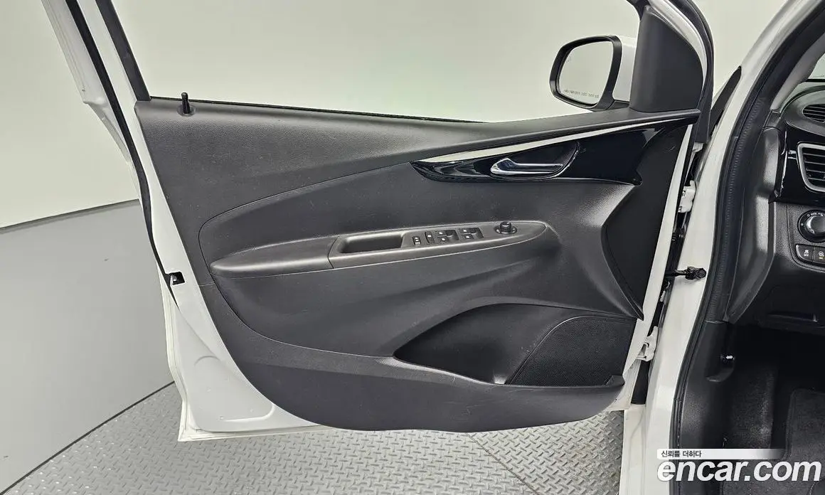 Chevrolet Spark 2022 1.0 автомат (гидро), фото 14