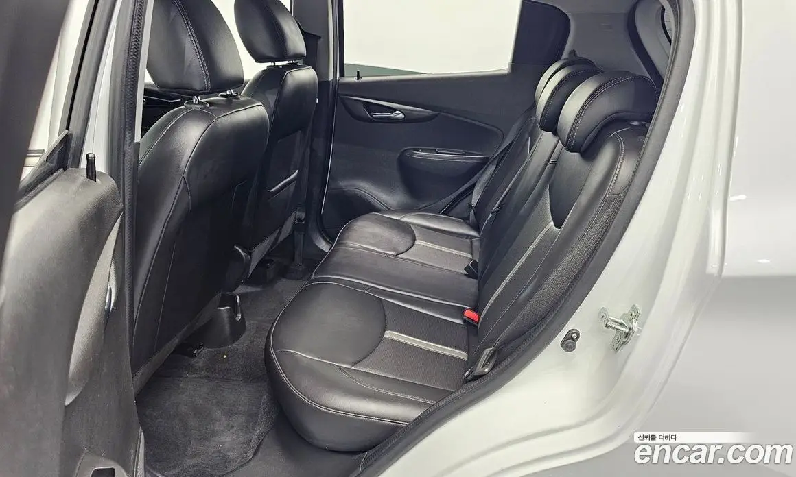 Chevrolet Spark 2022 1.0 автомат (гидро), фото 17