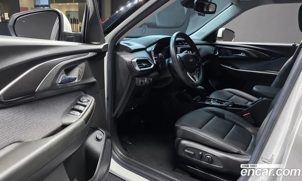 Chevrolet TrailBlazer 2022 1.3 автомат (гидро), фото 13 Chevrolet TrailBlazer 2022 1.3 автомат (гидро), фото 13