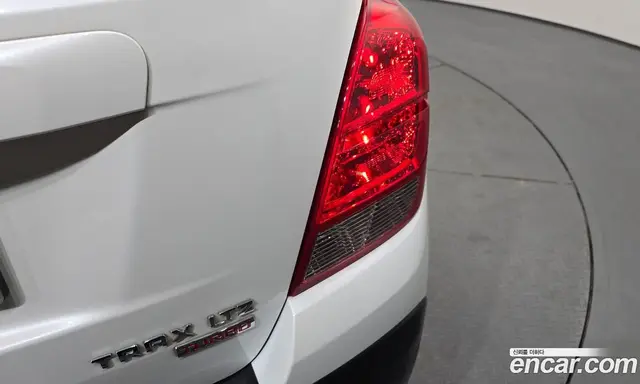 Chevrolet Trax 2013 1.4 автомат (гидро), миниатюра 9