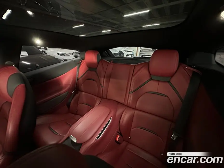 Ferrari GTC4 Lusso 2019 3.9 автомат (гидро), фото 15 Ferrari GTC4 Lusso 2019 3.9 автомат (гидро), фото 15