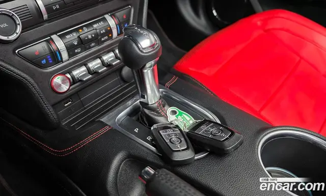 Ford Mustang 2022 5.0 автомат (гидро), миниатюра 12