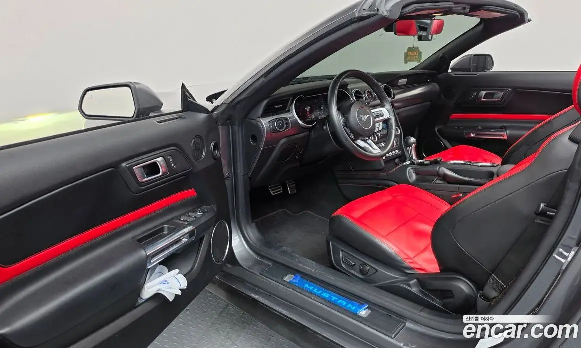 Ford Mustang 2022 5.0 автомат (гидро), фото 13