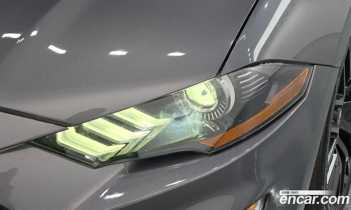 Ford Mustang 2022 5.0 автомат (гидро), фото 8