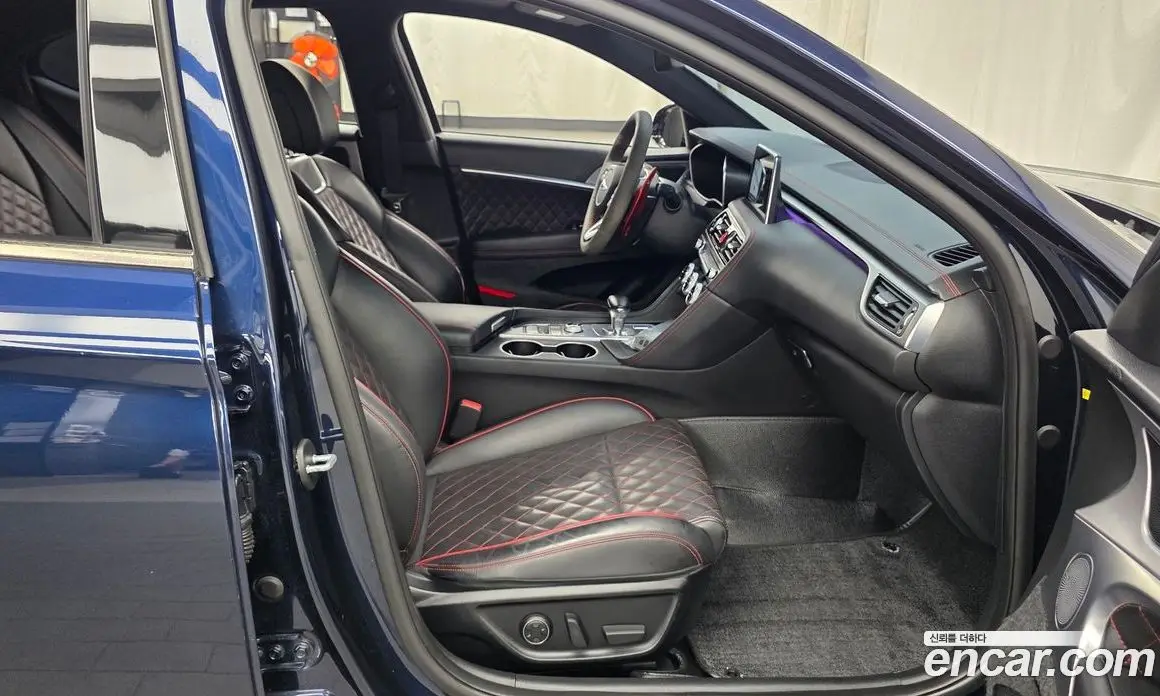 Genesis G70 2019 3.3 автомат (гидро), фото 17 Genesis G70 2019 3.3 автомат (гидро), фото 17