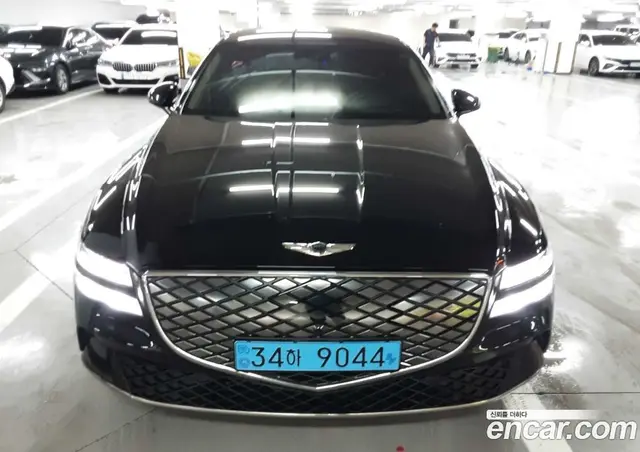 Genesis G80, 2023, 27 653 км