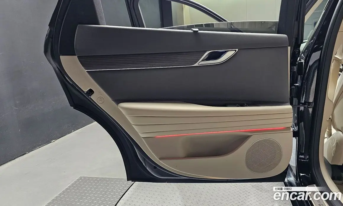 Genesis G80 2024 2.5 автомат (гидро), фото 15 Genesis G80 2024 2.5 автомат (гидро), фото 15