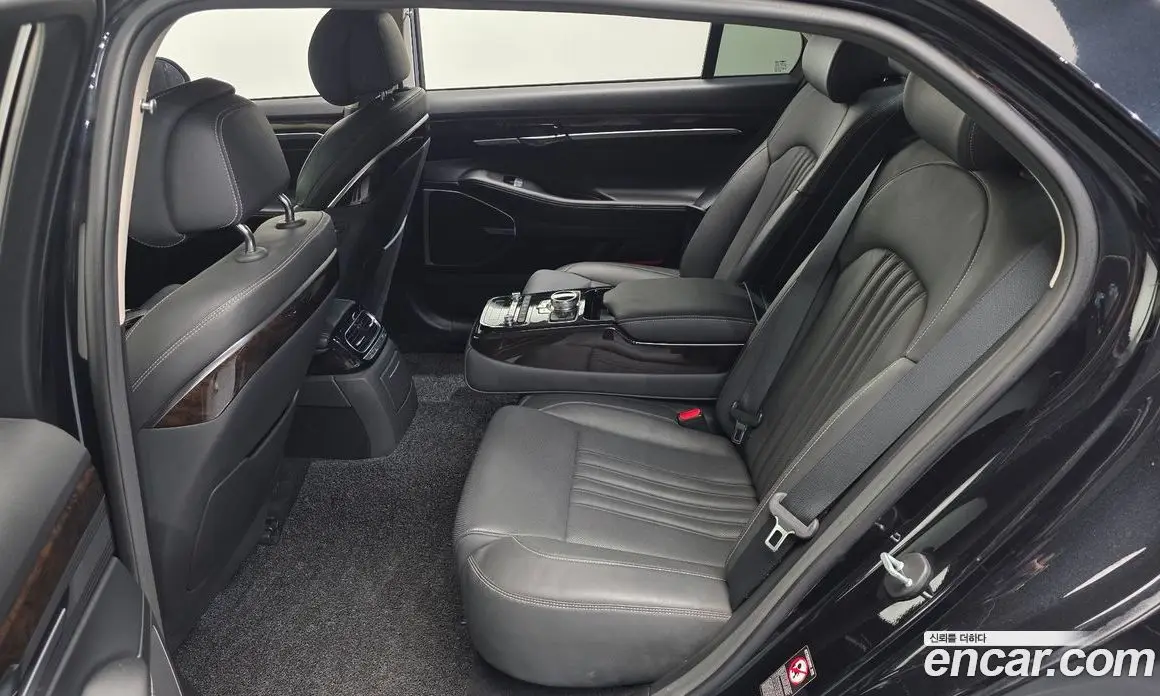 Genesis G90 2019 3.8 автомат (гидро), фото 18 Genesis G90 2019 3.8 автомат (гидро), фото 18