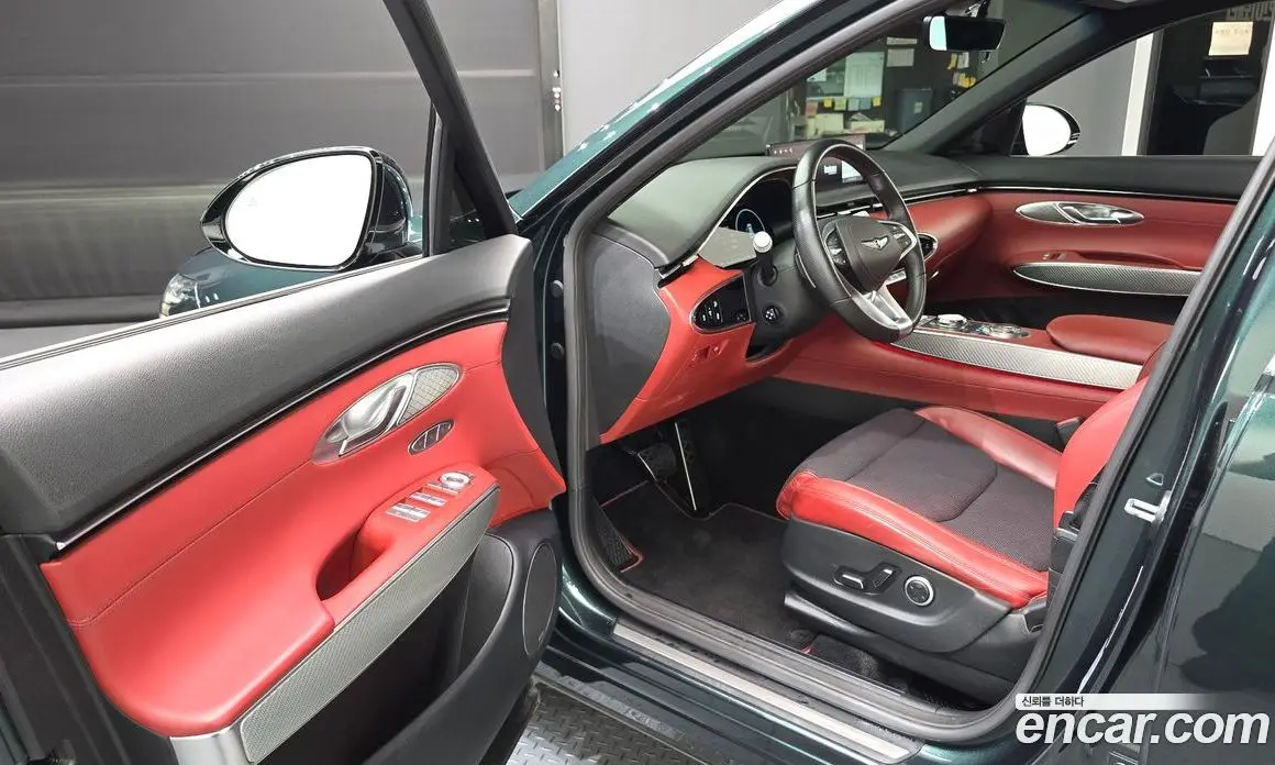 Genesis GV70 2023 2.5 автомат (гидро), фото 13 Genesis GV70 2023 2.5 автомат (гидро), фото 13