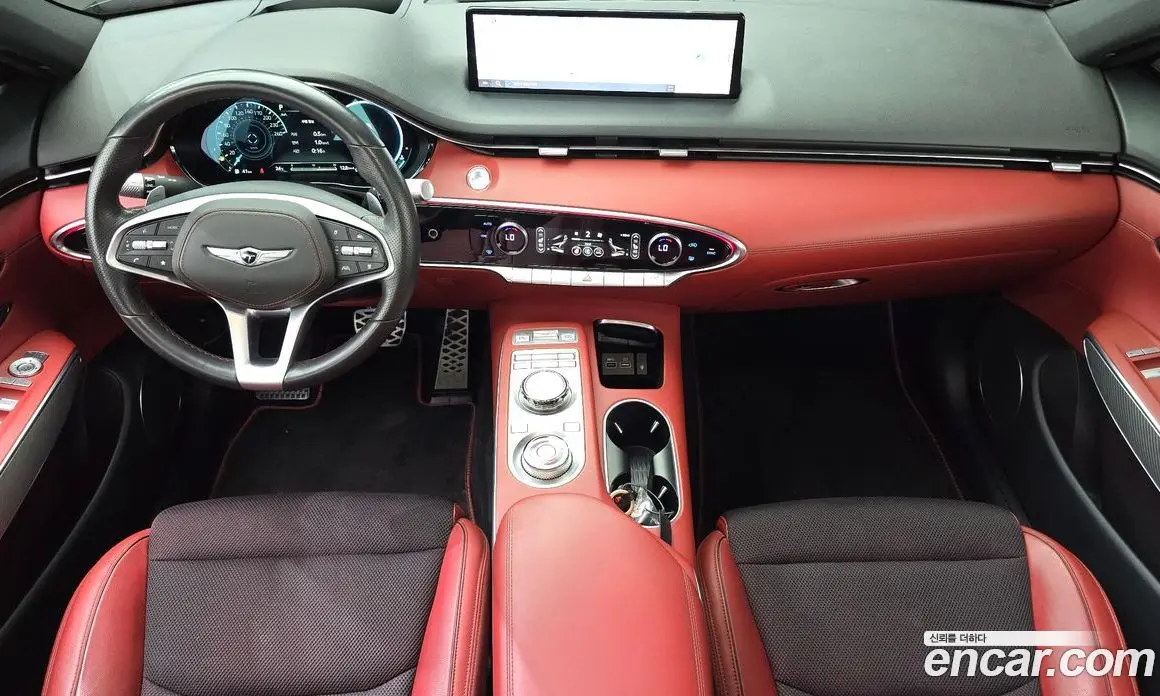 Genesis GV70 2023 2.5 автомат (гидро), фото 10 Genesis GV70 2023 2.5 автомат (гидро), фото 10