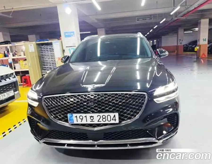 Genesis GV70 2023 2.2 автомат (гидро), фото 11 Genesis GV70 2023 2.2 автомат (гидро), фото 11