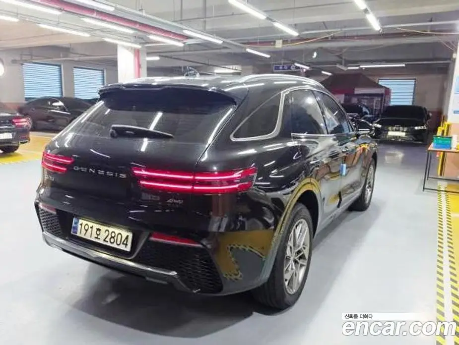 Genesis GV70 2023 2.2 автомат (гидро), фото 10 Genesis GV70 2023 2.2 автомат (гидро), фото 10
