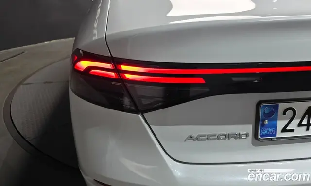 Honda Accord 2024 1.5 автомат (гидро), миниатюра 9 Honda Accord 2024 1.5 автомат (гидро), миниатюра 9