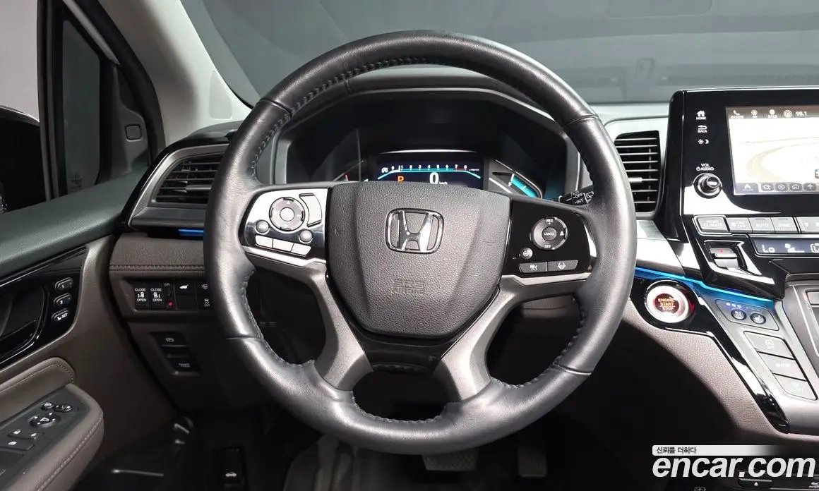 Honda Odyssey 2022 3.5 автомат (гидро), фото 18 Honda Odyssey 2022 3.5 автомат (гидро), фото 18