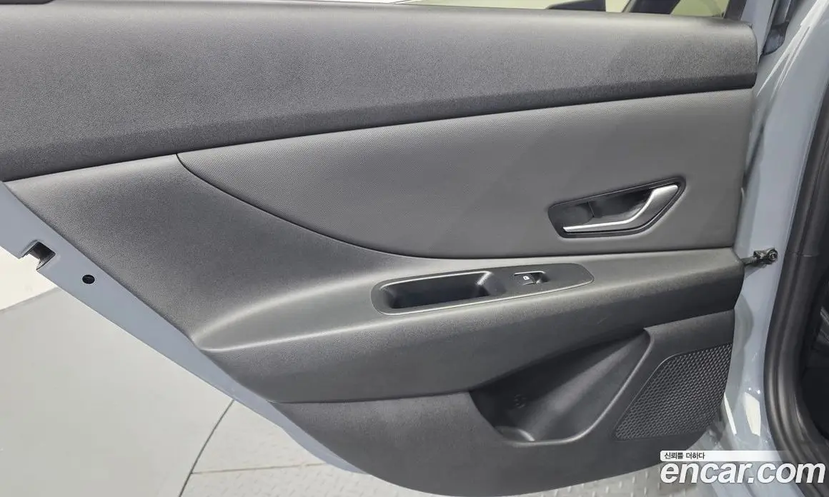 Hyundai Avante 2021 1.6 автомат (гидро), фото 15