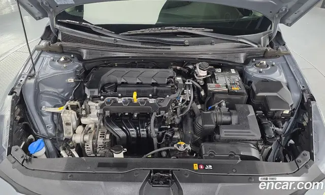 Hyundai Avante 2021 1.6 автомат (гидро), миниатюра 6