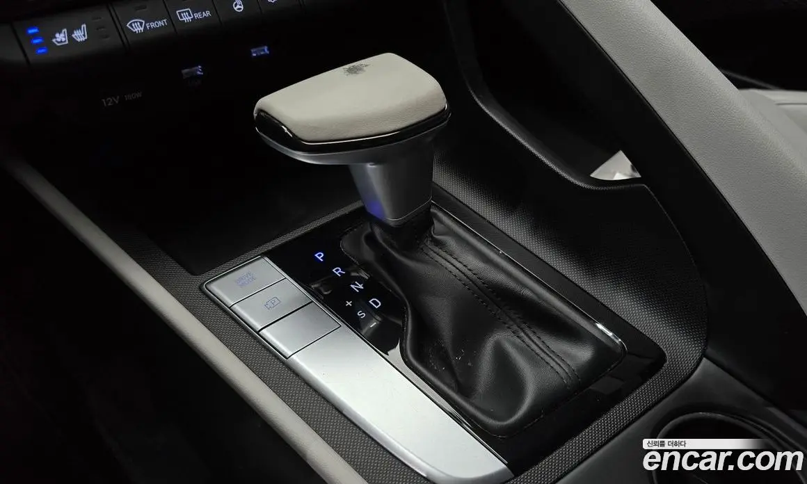 Hyundai Avante 2022 1.6 автомат (гидро), фото 12