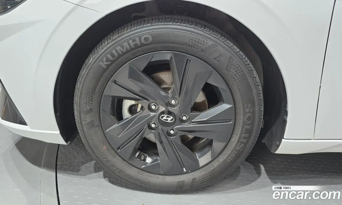 Hyundai Avante 2022 1.6 автомат (гидро), фото 5