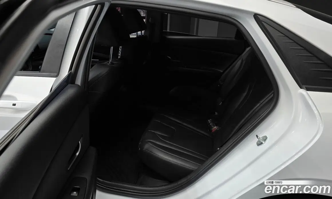 Hyundai Avante 2023 1.6 автомат (гидро), фото 18 Hyundai Avante 2023 1.6 автомат (гидро), фото 18
