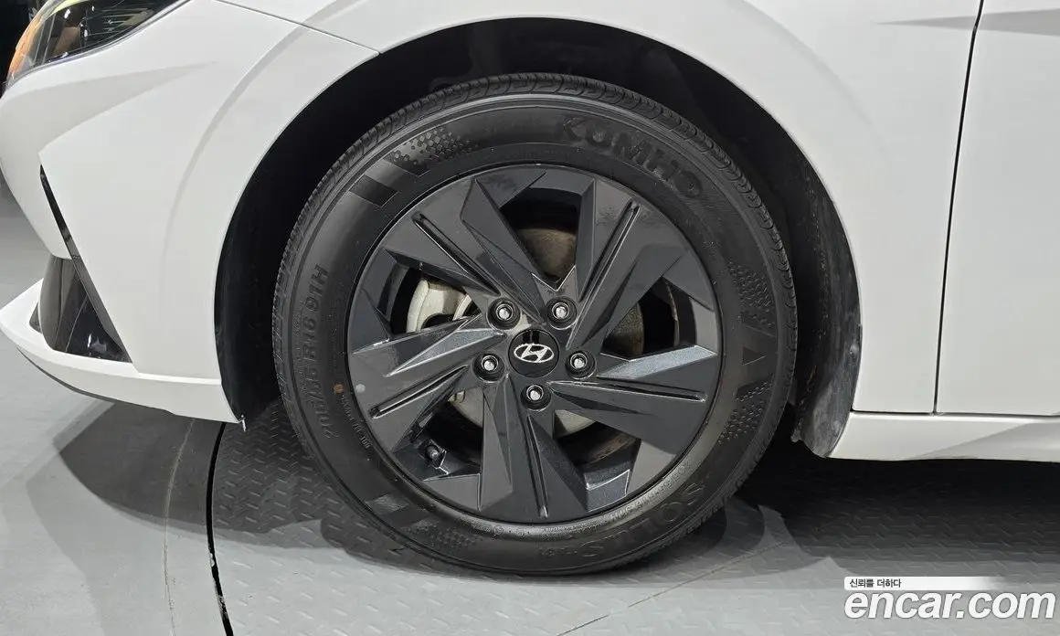 Hyundai Avante 2023 1.6 автомат (гидро), фото 5 Hyundai Avante 2023 1.6 автомат (гидро), фото 5