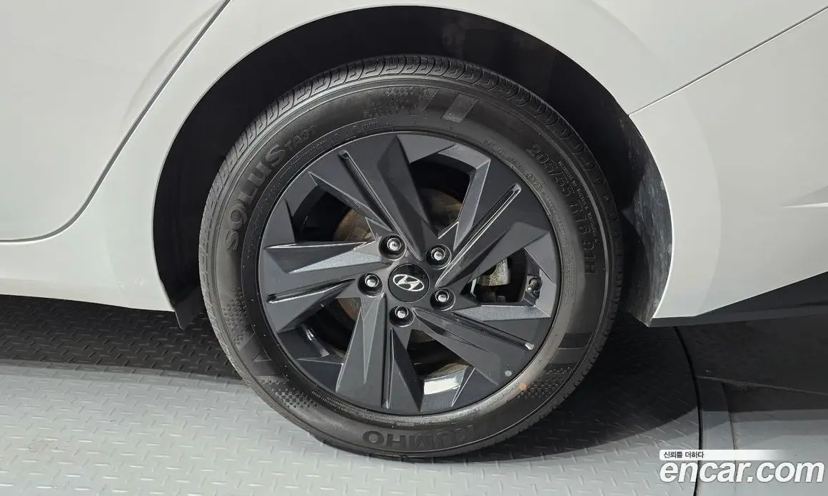 Hyundai Avante 2023 1.6 автомат (гидро), фото 7 Hyundai Avante 2023 1.6 автомат (гидро), фото 7