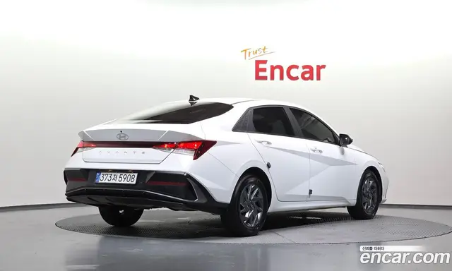 Hyundai Avante 2024 1.6 автомат (гидро), миниатюра 2