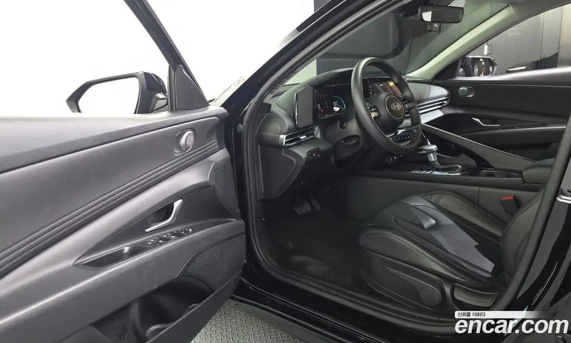 Hyundai Avante 2025 1.6 автомат (гидро), фото 13 Hyundai Avante 2025 1.6 автомат (гидро), фото 13