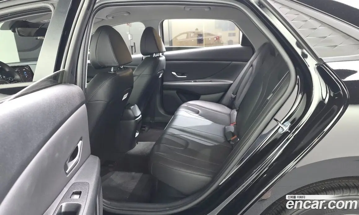 Hyundai Avante 2025 1.6 автомат (гидро), фото 16 Hyundai Avante 2025 1.6 автомат (гидро), фото 16
