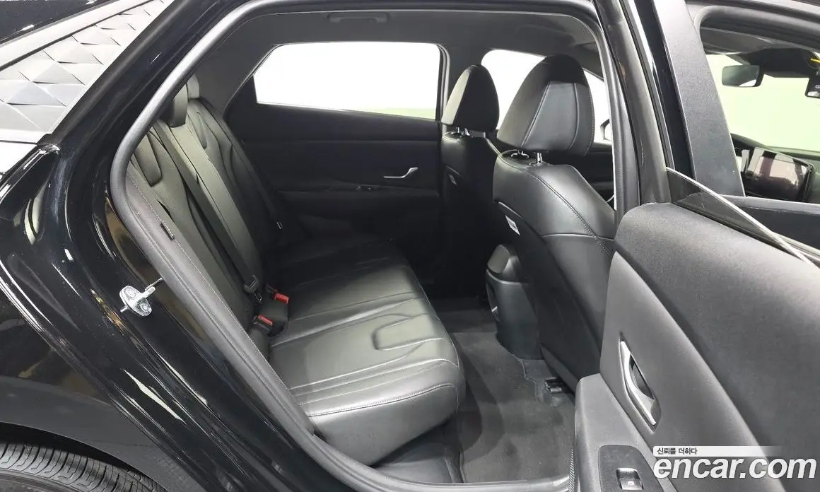 Hyundai Avante 2025 1.6 автомат (гидро), фото 18 Hyundai Avante 2025 1.6 автомат (гидро), фото 18