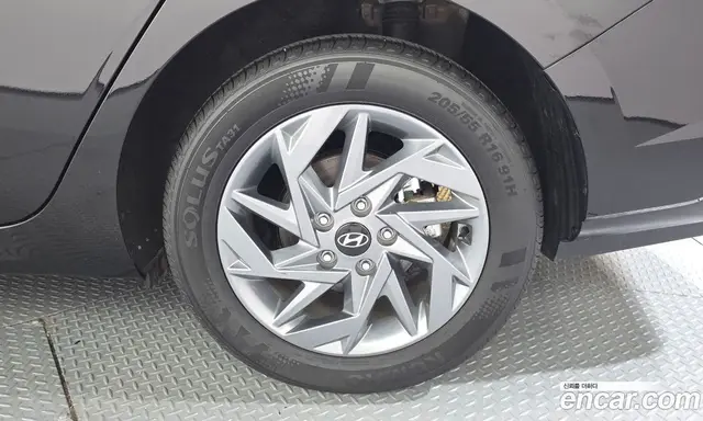 Hyundai Avante 2025 1.6 автомат (гидро), миниатюра 7 Hyundai Avante 2025 1.6 автомат (гидро), миниатюра 7