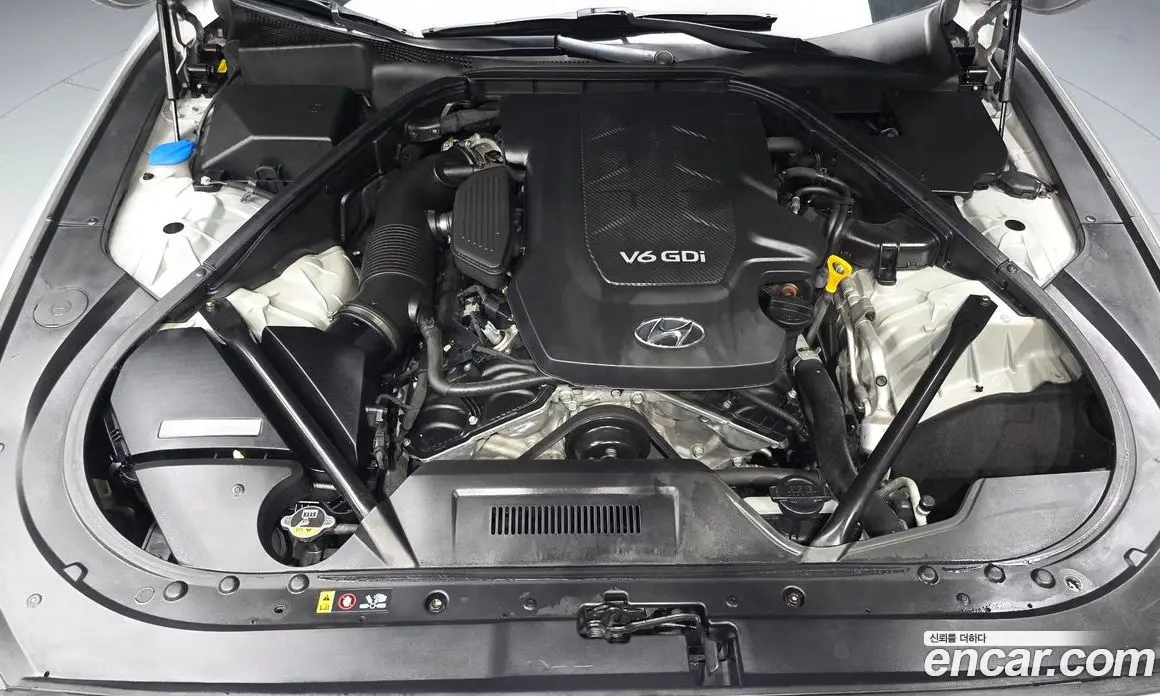 Hyundai Genesis 2015 3.3 автомат (гидро), фото 6