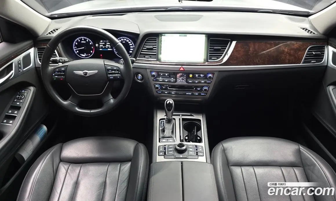 Hyundai Genesis 2015 3.3 автомат (гидро), фото 10