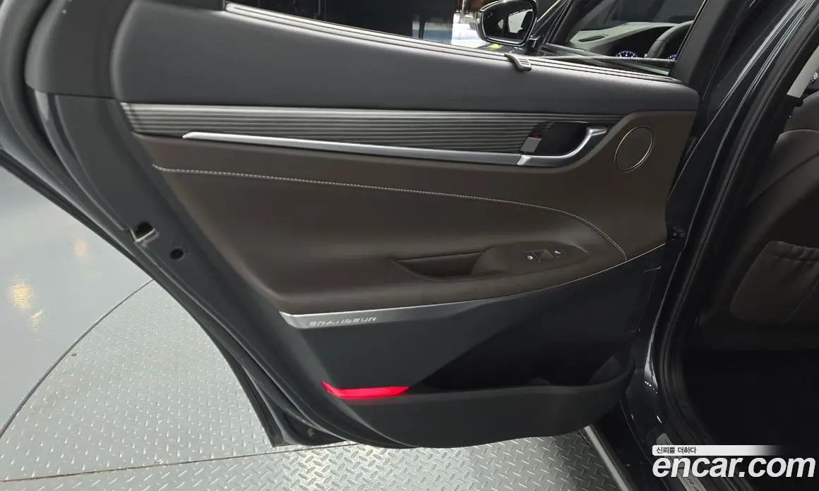 Hyundai Grandeur 2018 3.0 автомат (гидро), фото 14 Hyundai Grandeur 2018 3.0 автомат (гидро), фото 14