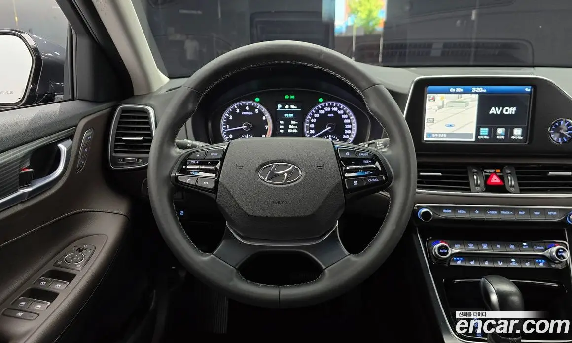 Hyundai Grandeur 2018 3.0 автомат (гидро), фото 17 Hyundai Grandeur 2018 3.0 автомат (гидро), фото 17