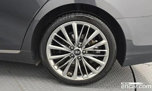 Hyundai Grandeur 2018 3.0 автомат (гидро), миниатюра 6 Hyundai Grandeur 2018 3.0 автомат (гидро), миниатюра 6