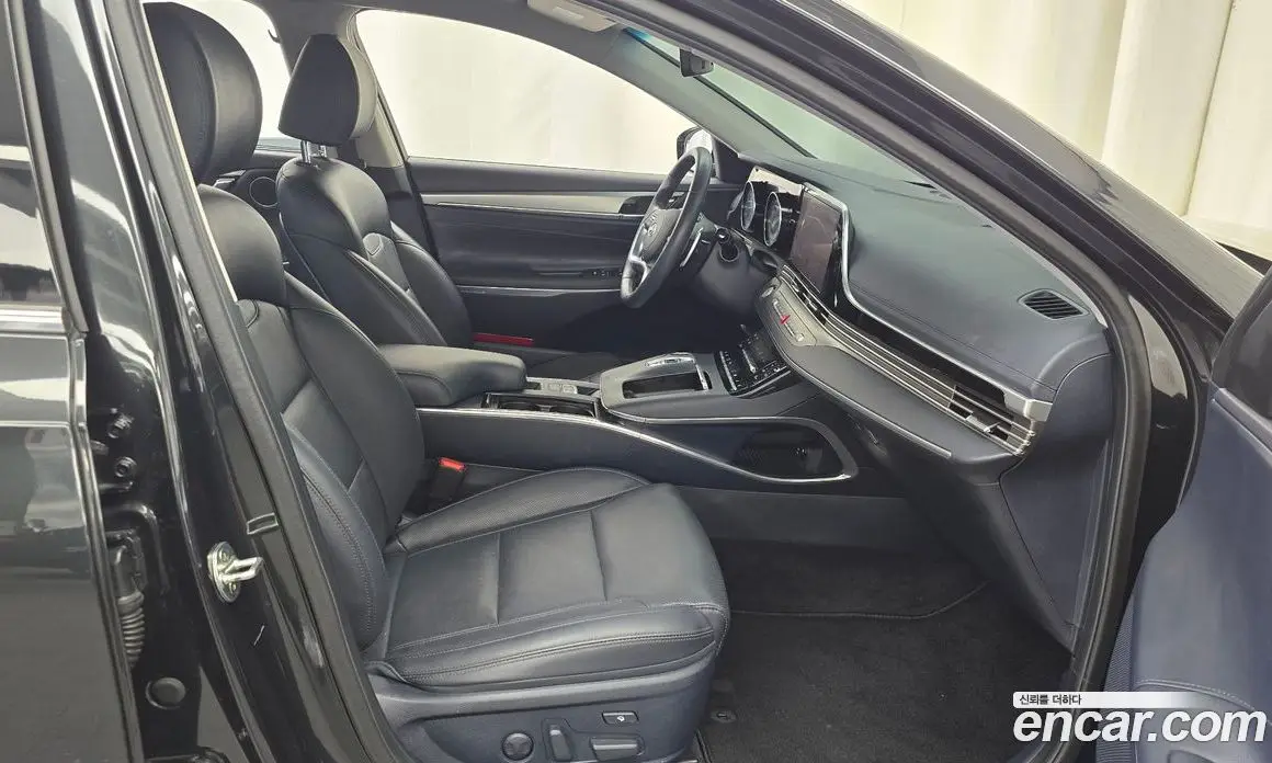 Hyundai Grandeur 2020 3.3 автомат (гидро), фото 16