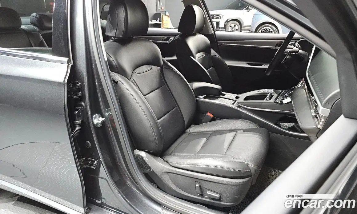 Hyundai Grandeur 2021 2.5 автомат (гидро), фото 15