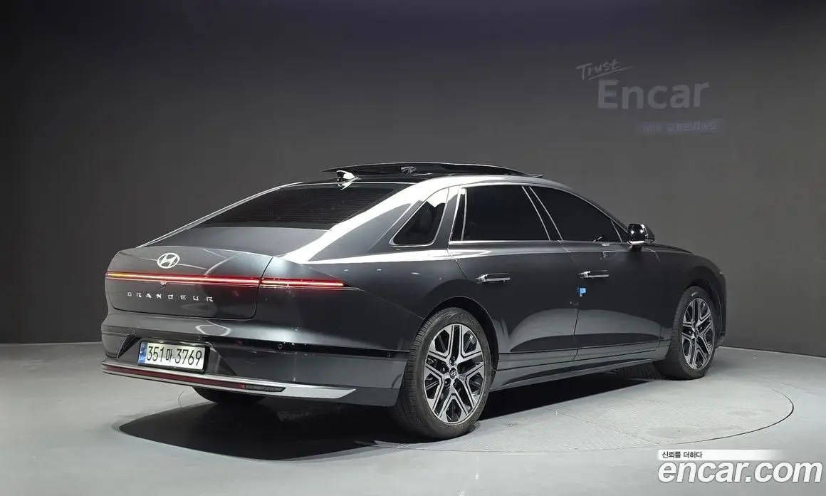 Hyundai Grandeur 2023 2.5 автомат (гидро), фото 2 Hyundai Grandeur 2023 2.5 автомат (гидро), фото 2