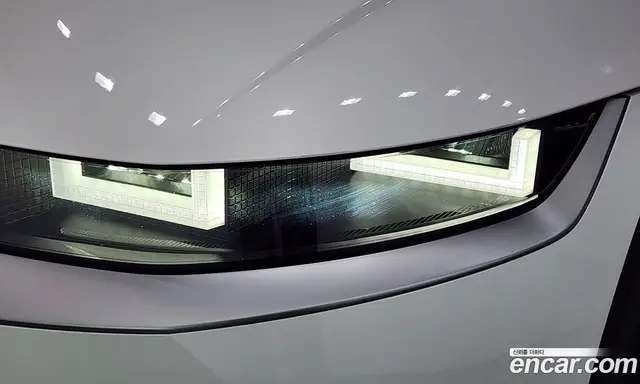 Hyundai Ioniq 5 2022 0.1 автомат (гидро), миниатюра 8