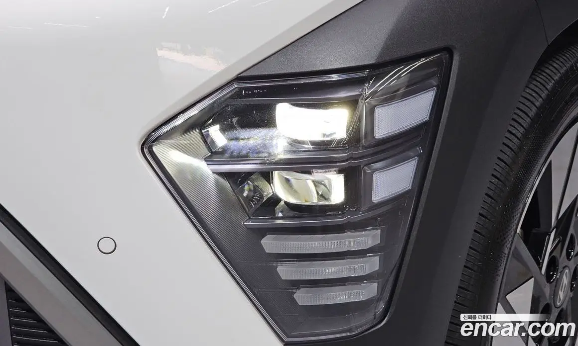 Hyundai Kona 2023 1.6 автомат (гидро), фото 8 Hyundai Kona 2023 1.6 автомат (гидро), фото 8