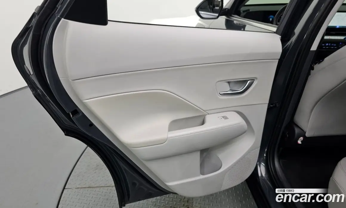 Hyundai Kona 2024 1.6 автомат (гидро), фото 15 Hyundai Kona 2024 1.6 автомат (гидро), фото 15