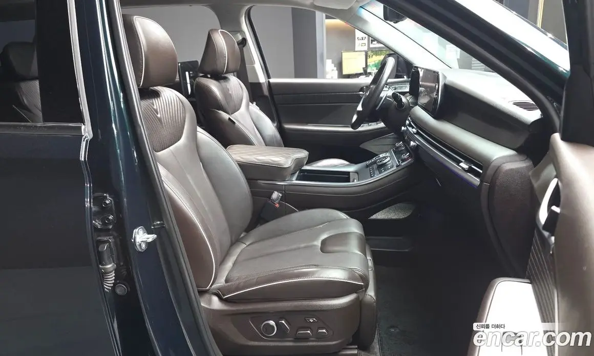 Hyundai Palisade 2023 3.8 автомат (гидро), фото 17