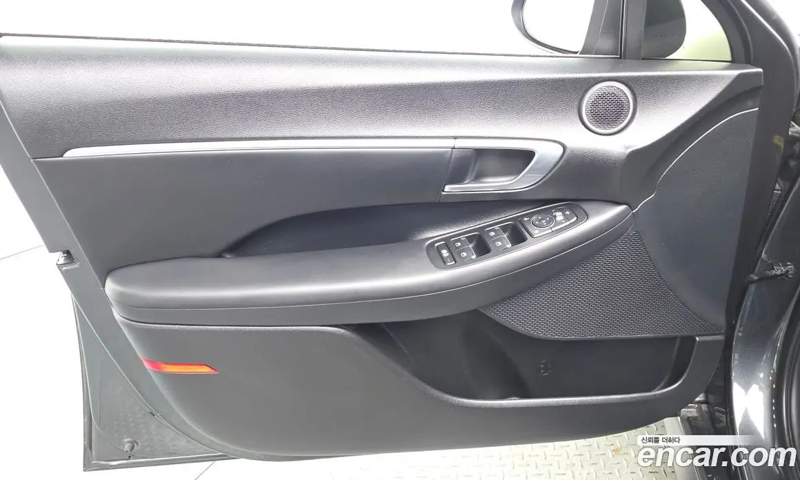 Hyundai Sonata 2020 2.0 автомат (гидро), фото 14
