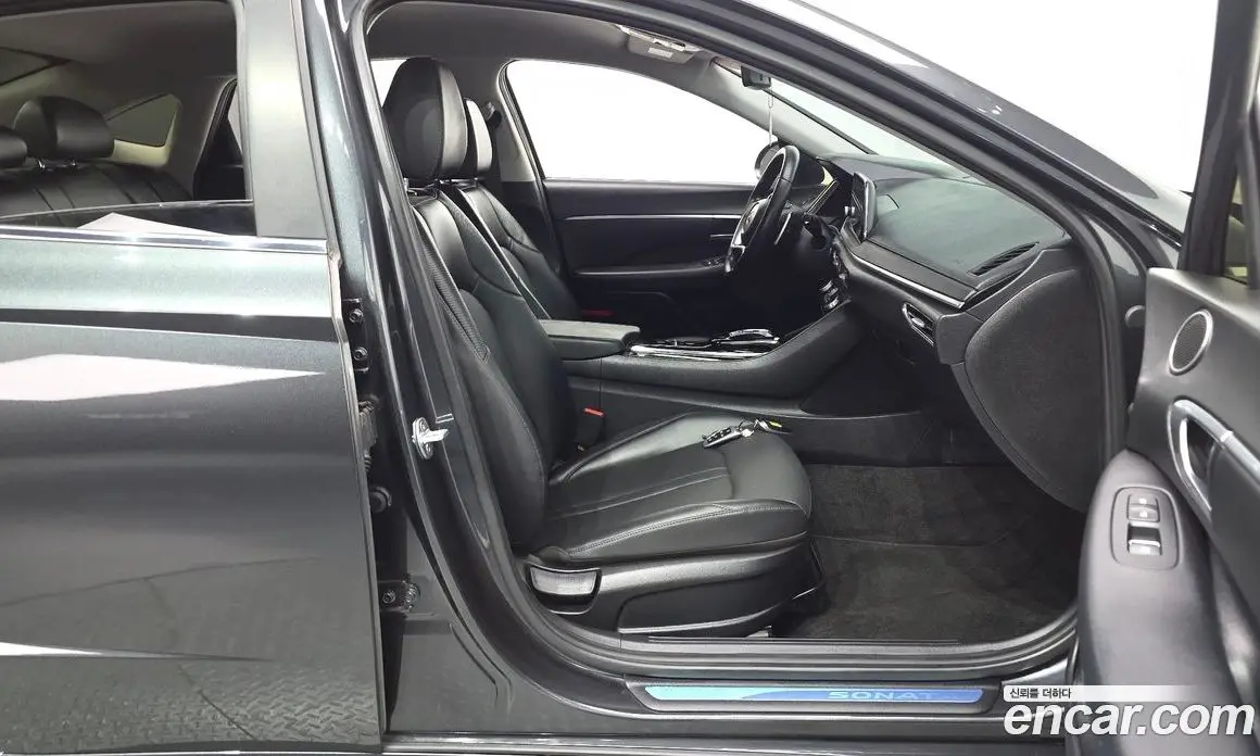 Hyundai Sonata 2020 2.0 автомат (гидро), фото 16