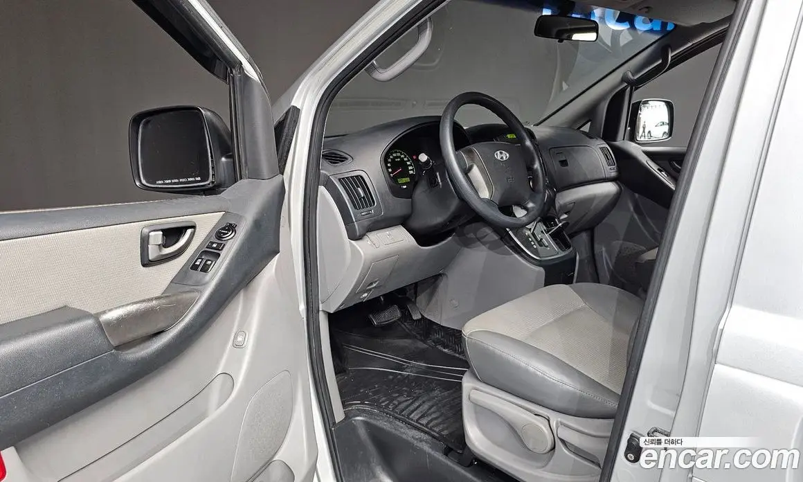 Hyundai Starex 2008 2.5 автомат (гидро), фото 10 Hyundai Starex 2008 2.5 автомат (гидро), фото 10