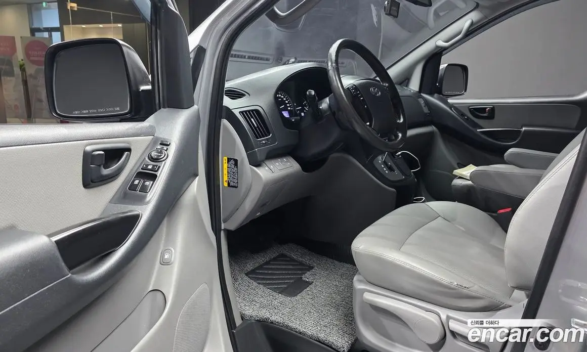 Hyundai Starex 2020 2.5 автомат (гидро), фото 19