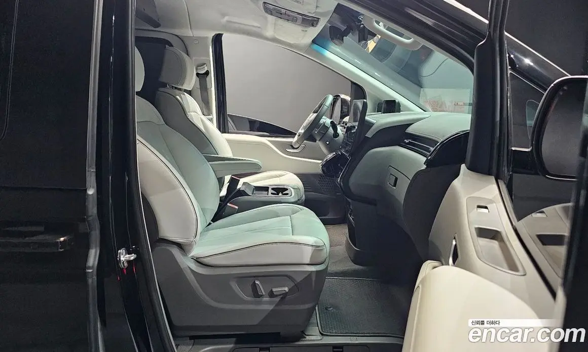 Hyundai Staria 2022 2.2 автомат (гидро), фото 16 Hyundai Staria 2022 2.2 автомат (гидро), фото 16