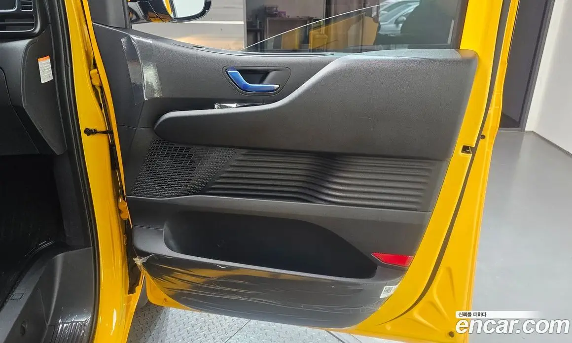 Hyundai Staria 2026 1.6 автомат (гидро), фото 15